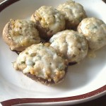 Stuffed Mushrooms in Wine Sauce Stuffed Mushrooms in Wine Sauce