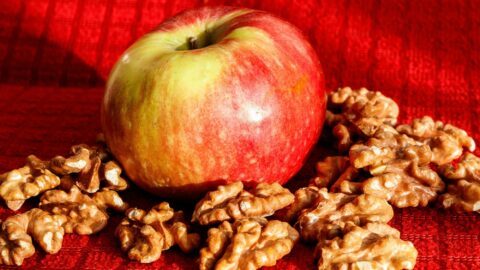 Apple and Walnuts