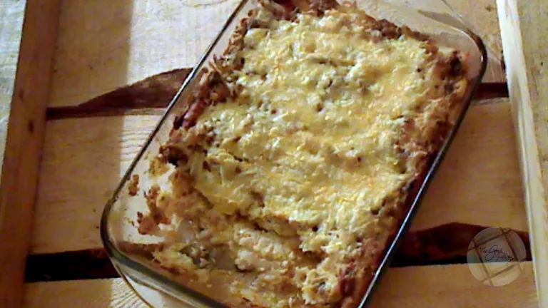 enchiladas with three pepper sauce