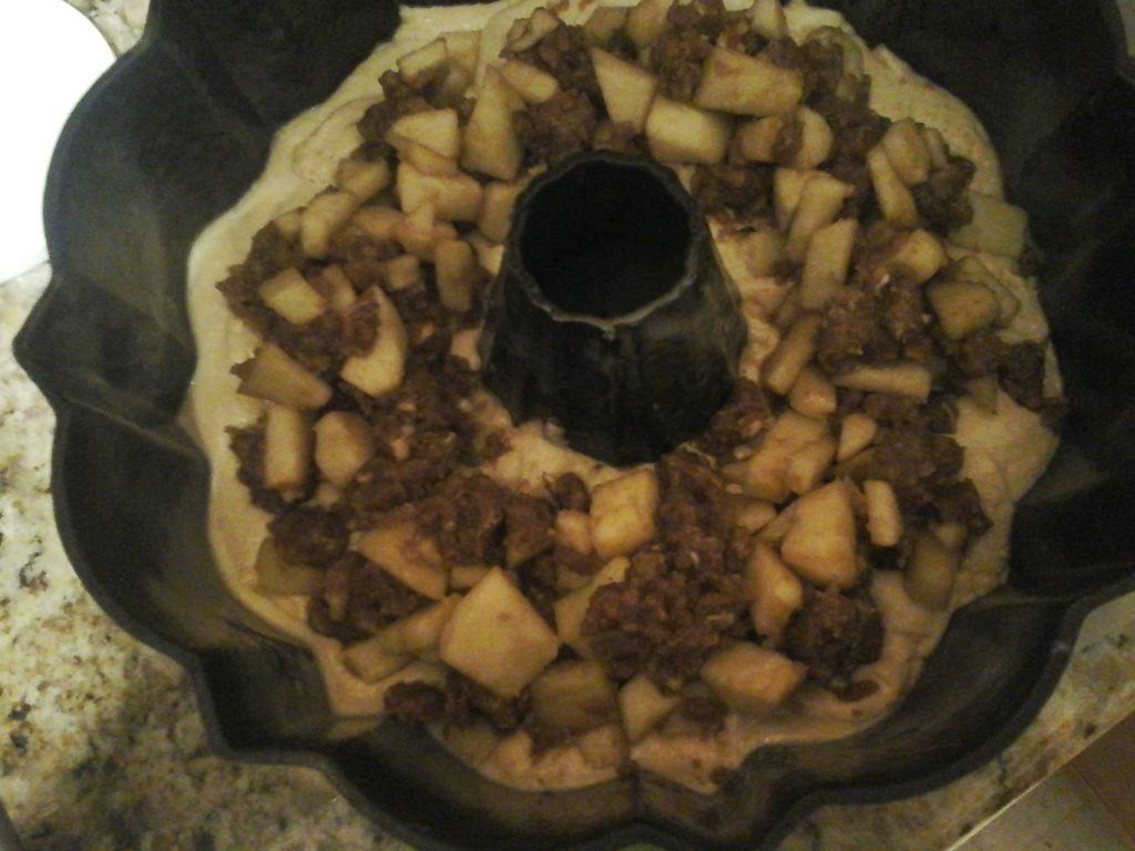 Apple Streusel Bundt Cake middle