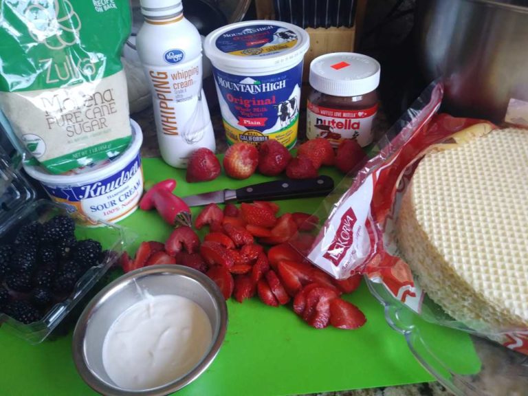 Wafer Torte Mise en Place