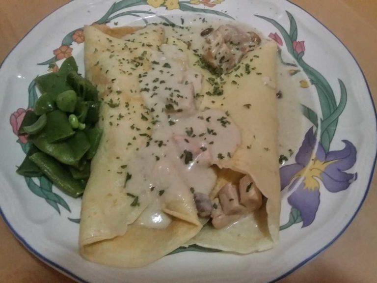 Chicken and Blue Cheese Crepes