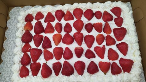 Fresh Strawberry Sheet Cake