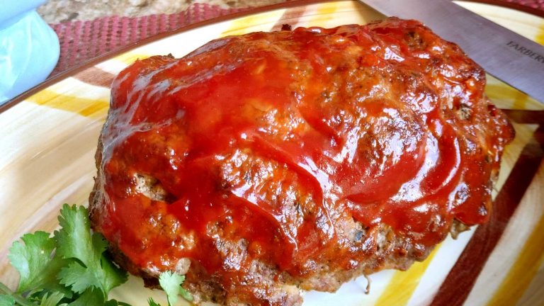 Three Pepper Healthy Meatloaf