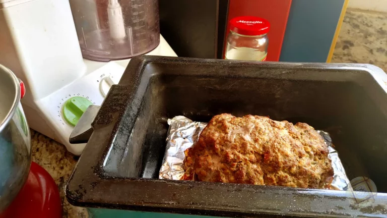 Three Pepper Healthy Meatloaf