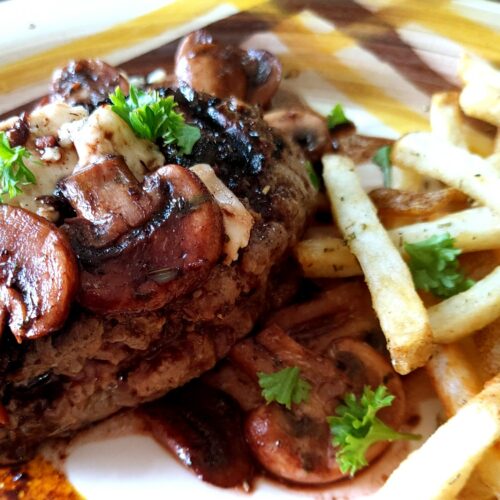 Hamburger Steak Stuffed with Blue Cheese