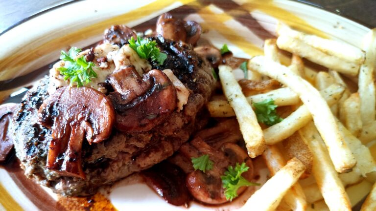 Hamburger Steak Stuffed with Blue Cheese