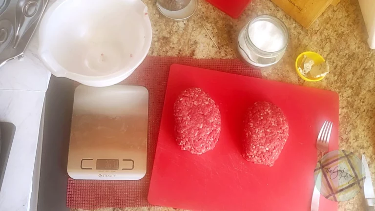 Hamburger Steak Stuffed with Blue Cheese