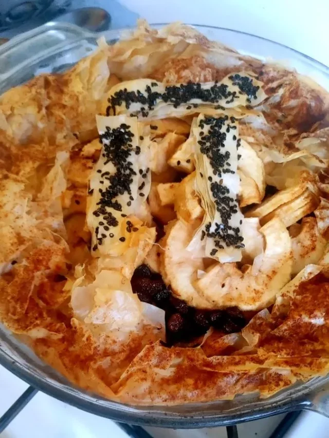 Apple Phyllo Cheese Pie Recipe