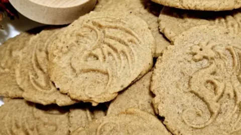 Pfeffernusse Spice Dragon Cookies Served Story