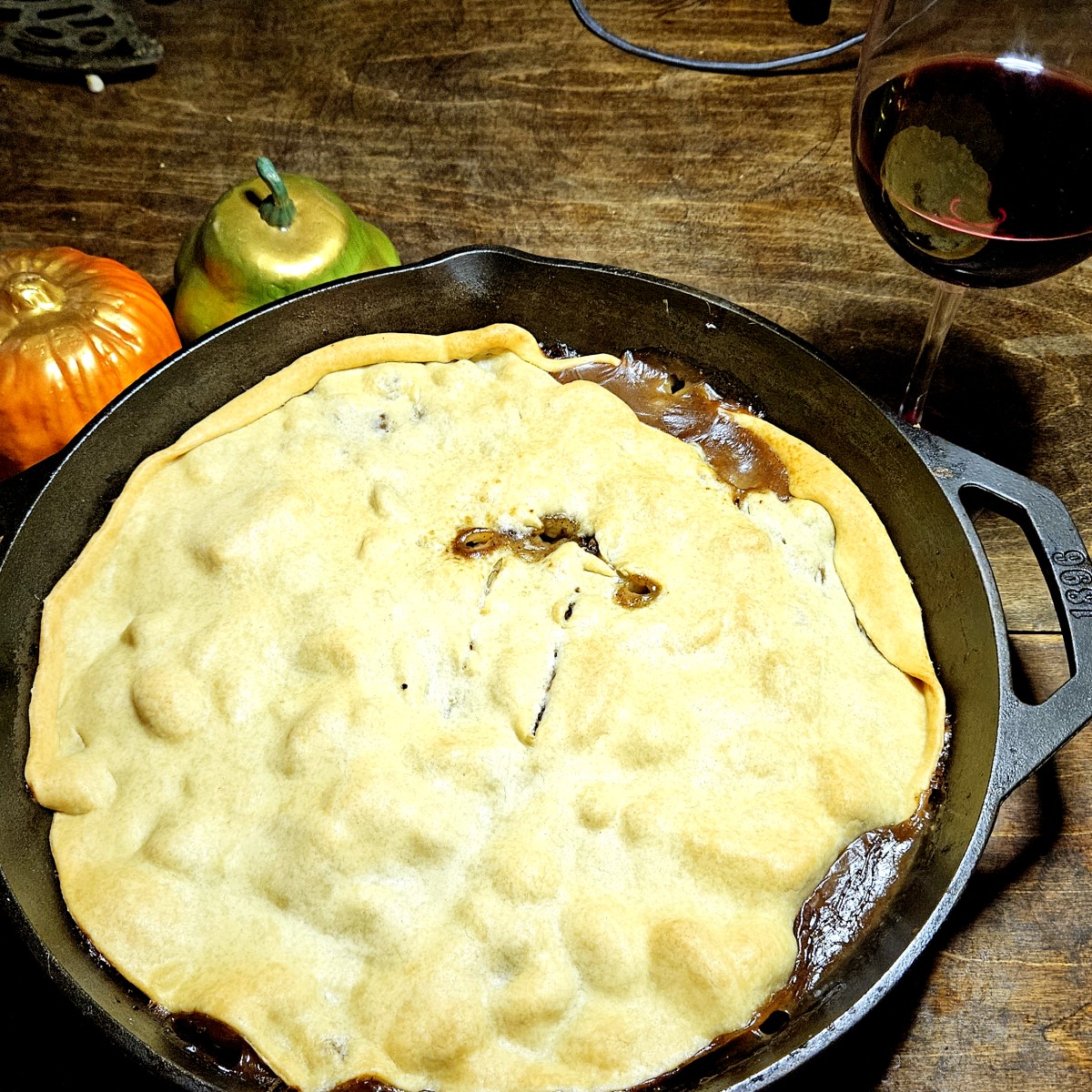 Beef Burgandy Pie Featured