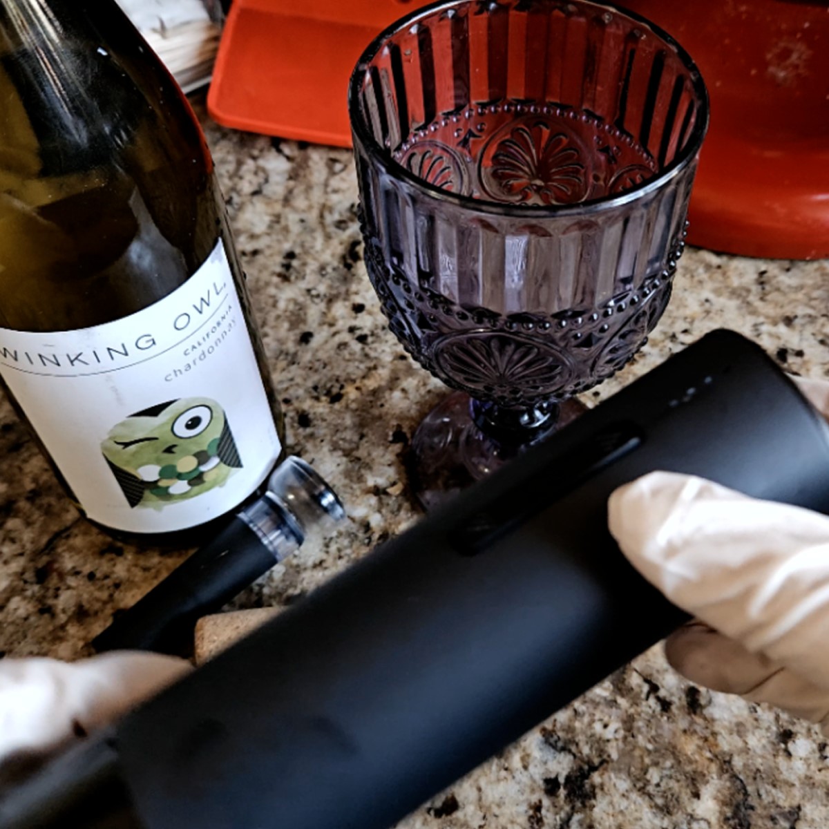 Hotfrost electric wine opener