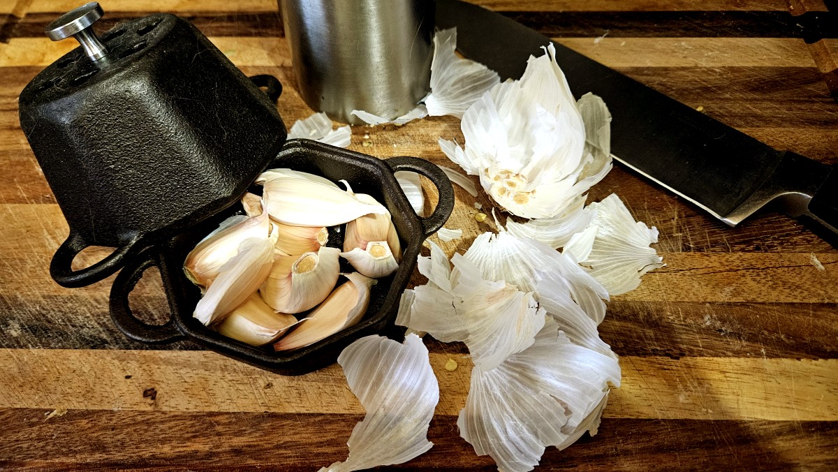 Cast Iron Garlic Roaster Mise Review