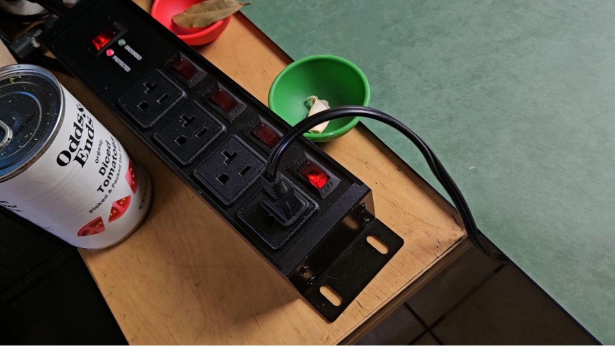 Cccei Outlet Extender Shown