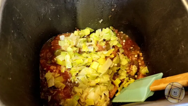 Savory Roasted Salsa And Leek Jam Leek Jam