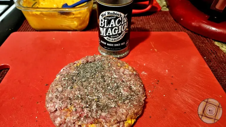 Pimento Cheese Burger Seasoned
