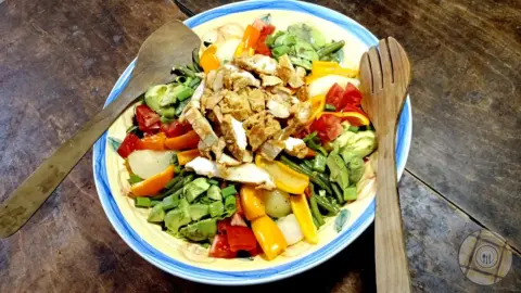 Freds' Style Chicken Salad Served2