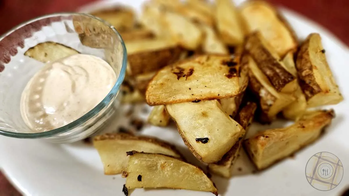 Garlic Fries Plated